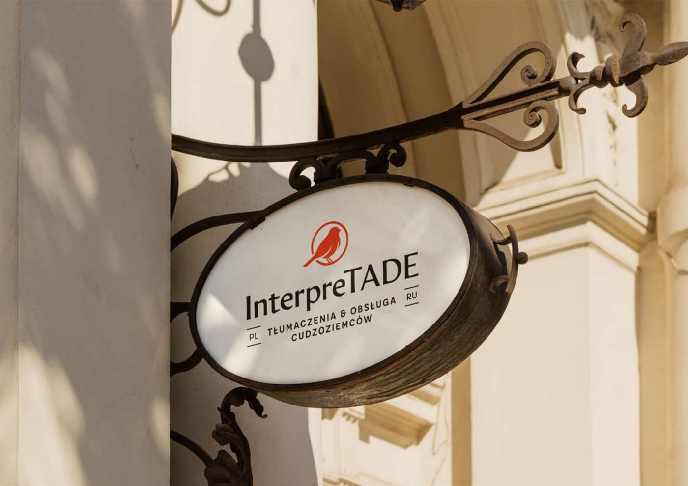 Szyld Interpretade — tłumaczenia i obsługa cudzoziemców